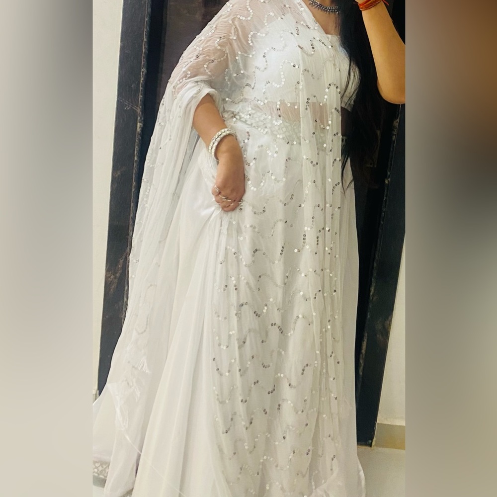 Brand-Aynaa, color-white satin lehenga,size-XL (customised) - Picture 3 of 9